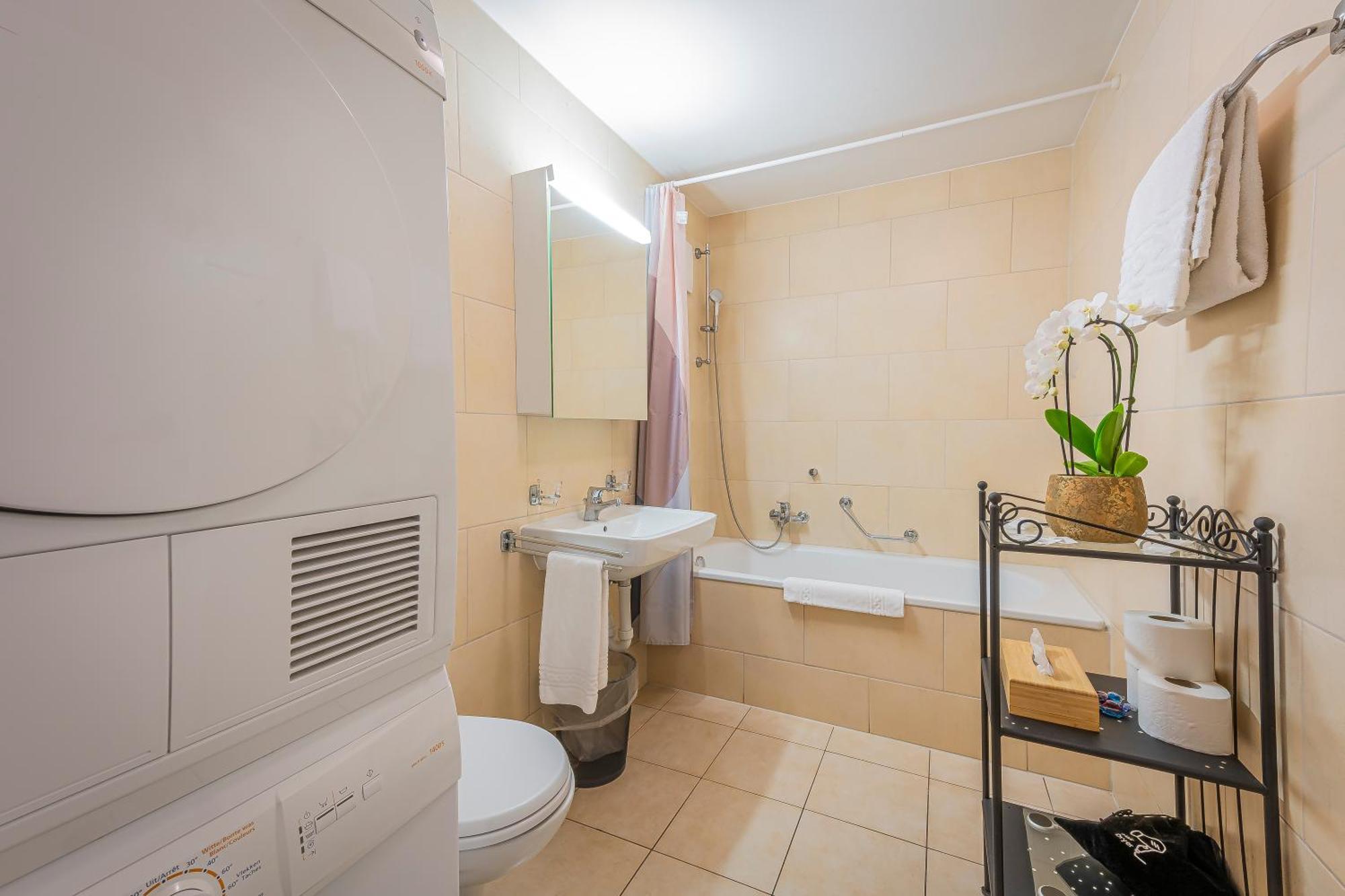Los Lorentes Residences Bulle Bagian luar foto